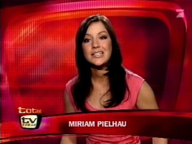 totaltvtotal040607_03.jpg