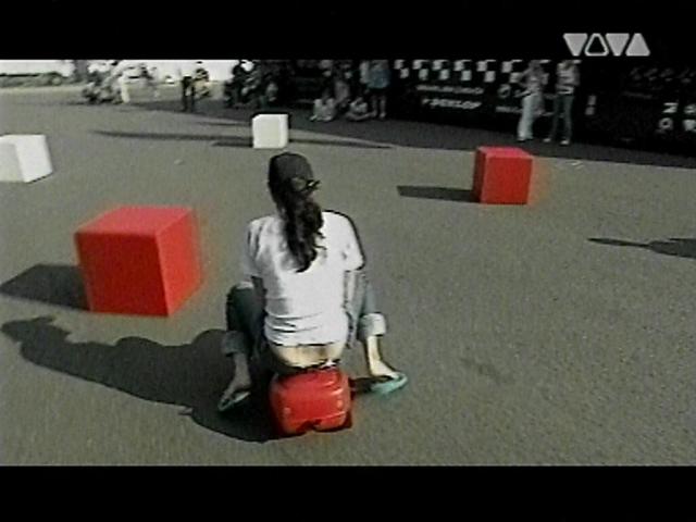 vivainside040819_19.jpg