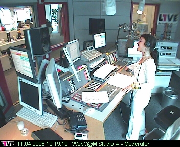 mp_1live_060411_031.jpg