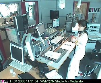 mp_1live_060411_077.jpg