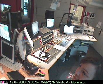 mp_1live_060412_15.jpg