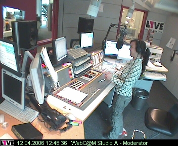 mp_1live_060412_81.jpg