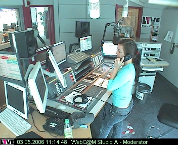 mp_1live_060503_10.jpg