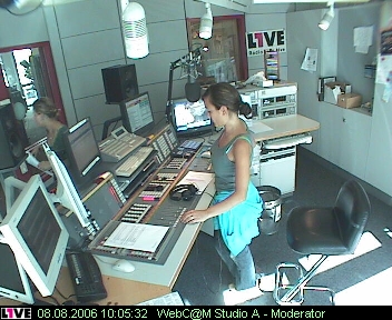 mp_1live_060808_21.jpg