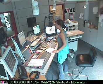 mp_1live_060808_29.jpg