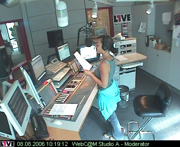 mp_1live_060808_32.jpg