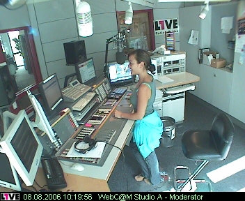 mp_1live_060808_33.jpg