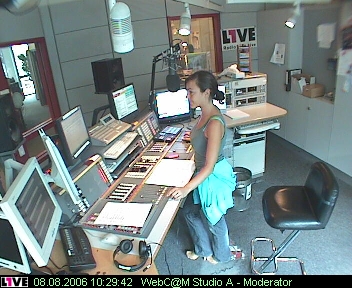 mp_1live_060808_39.jpg