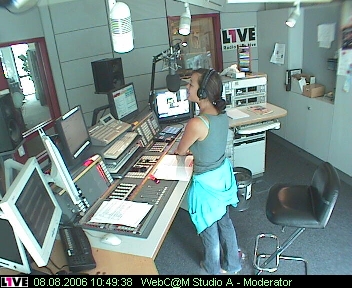 mp_1live_060808_55.jpg