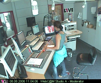 mp_1live_060808_70.jpg