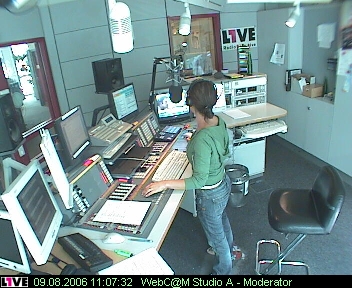 mp_1live_060809_072.jpg
