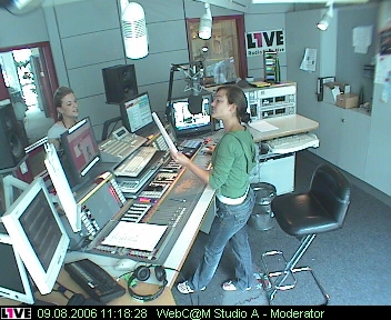 mp_1live_060809_103.jpg