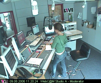 mp_1live_060809_107.jpg