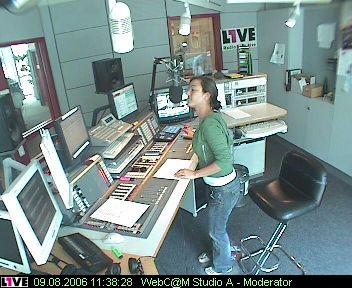mp_1live_060809_119.jpg