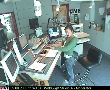 mp_1live_060809_126.jpg