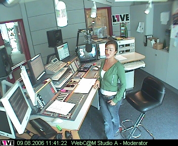 mp_1live_060809_128.jpg