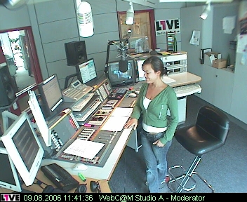 mp_1live_060809_129.jpg