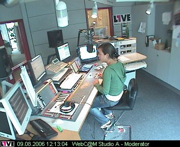 mp_1live_060809_173.jpg