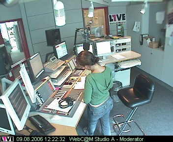 mp_1live_060809_177.jpg