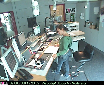 mp_1live_060809_178.jpg