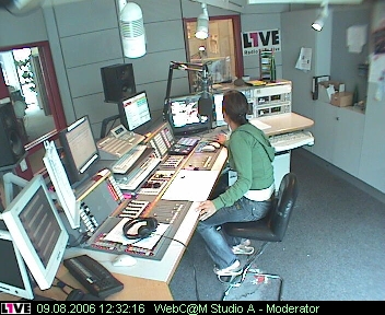 mp_1live_060809_183.jpg