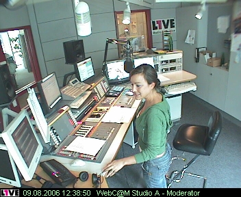 mp_1live_060809_188.jpg