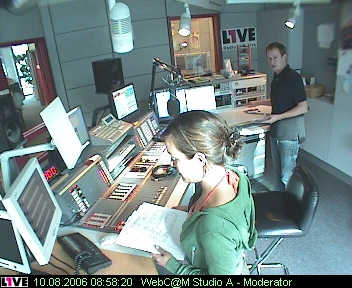 mp_1live_060810_04.jpg