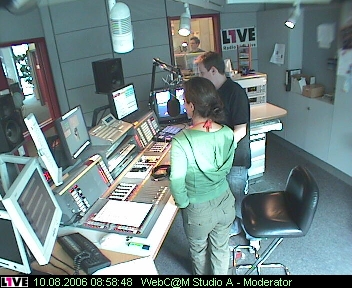 mp_1live_060810_06.jpg