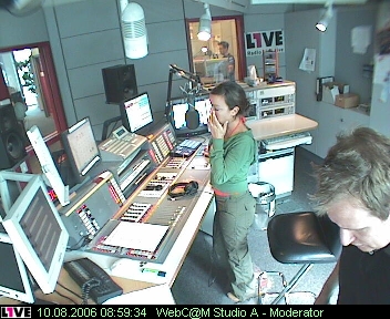 mp_1live_060810_08.jpg