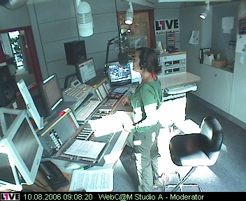 mp_1live_060810_11.jpg