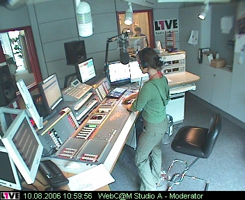mp_1live_060810_29.jpg