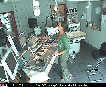 mp_1live_060810_30.jpg