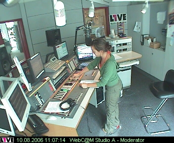 mp_1live_060810_32.jpg