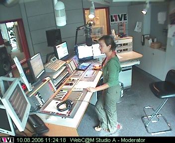 mp_1live_060810_36.jpg