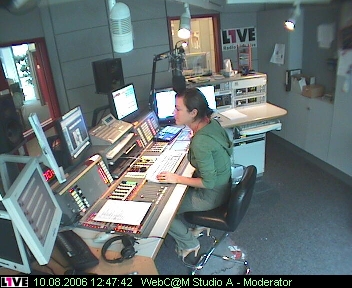 mp_1live_060810_52.jpg