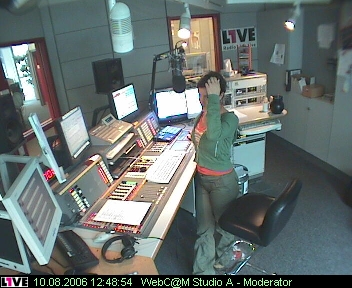 mp_1live_060810_53.jpg