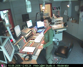 mp_1live_060810_55.jpg