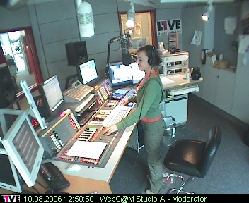 mp_1live_060810_56.jpg