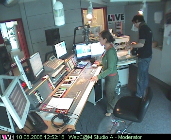 mp_1live_060810_59.jpg