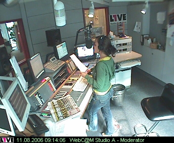mp_1live_060811_017.jpg