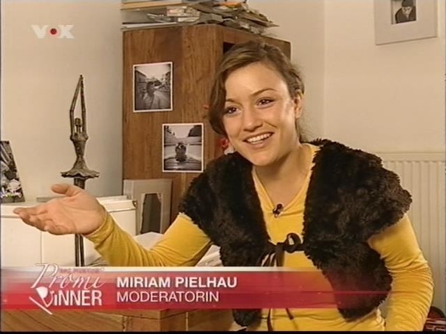 mp_promidinner050827_170.jpg