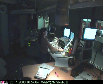 mp_1live_061120_32.jpg