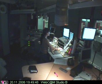 mp_1live_061120_49.jpg