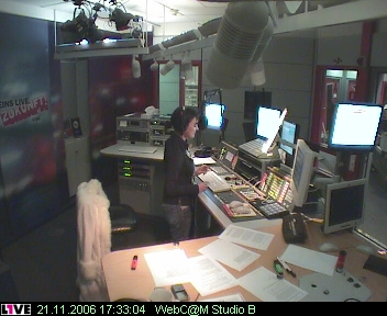 mp_1live_061121_18.jpg