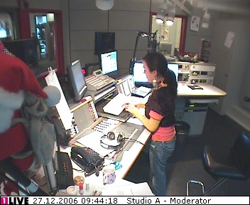 mp_1live_061227_03.jpg