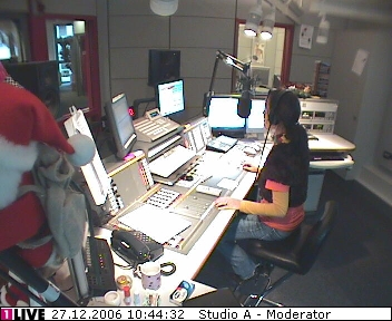 mp_1live_061227_06.jpg