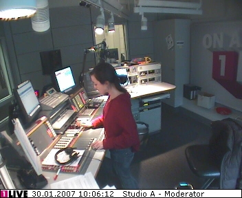 mp_1live_070130_010.jpg