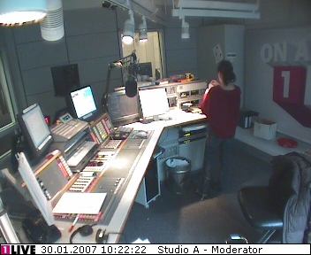 mp_1live_070130_024.jpg