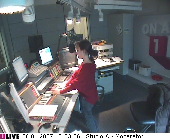 mp_1live_070130_025.jpg