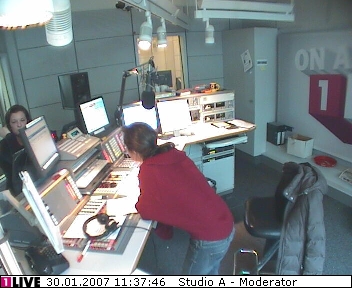 mp_1live_070130_053.jpg